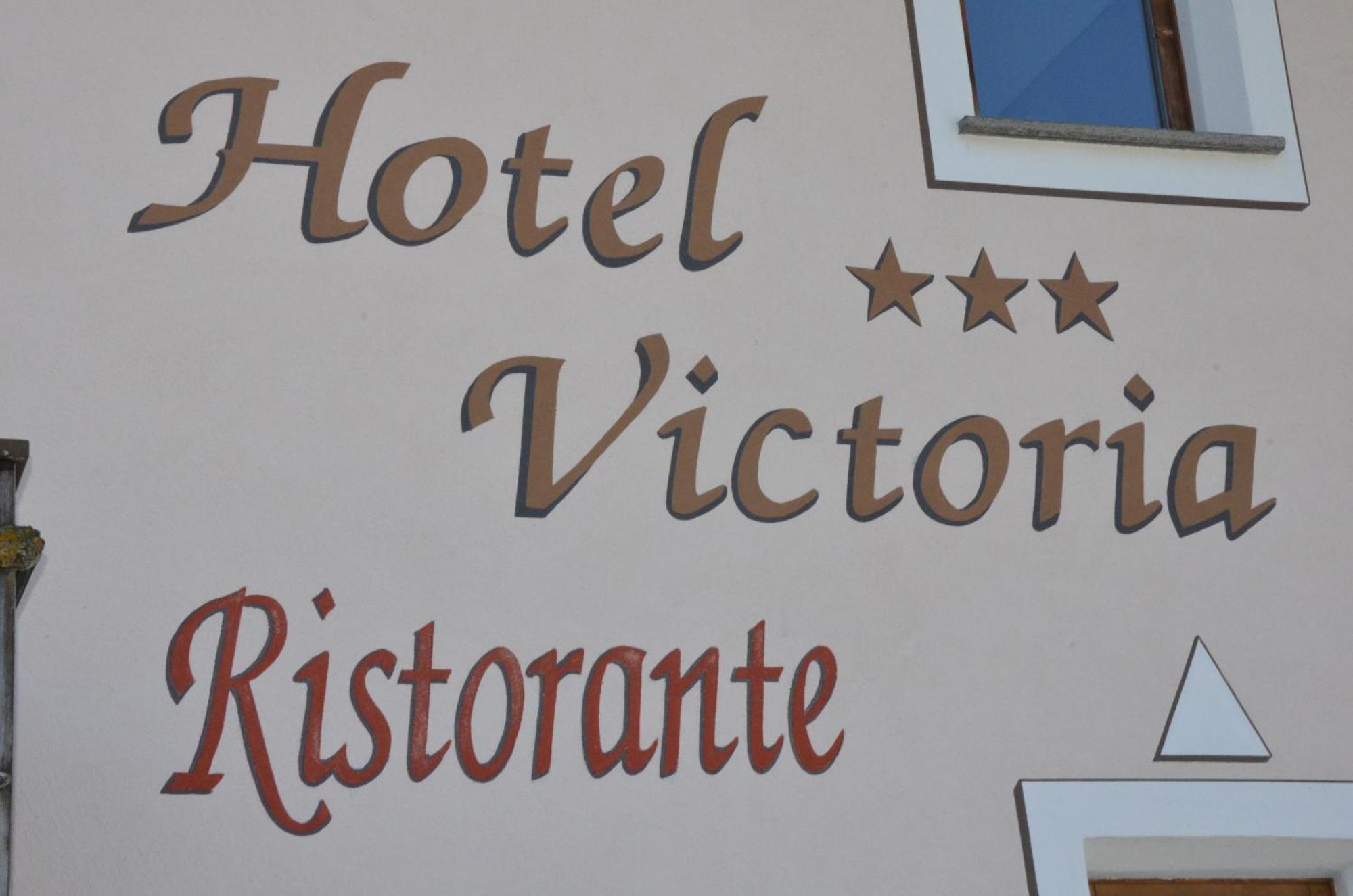 Hotel Victoria 리비뇨 외부 사진